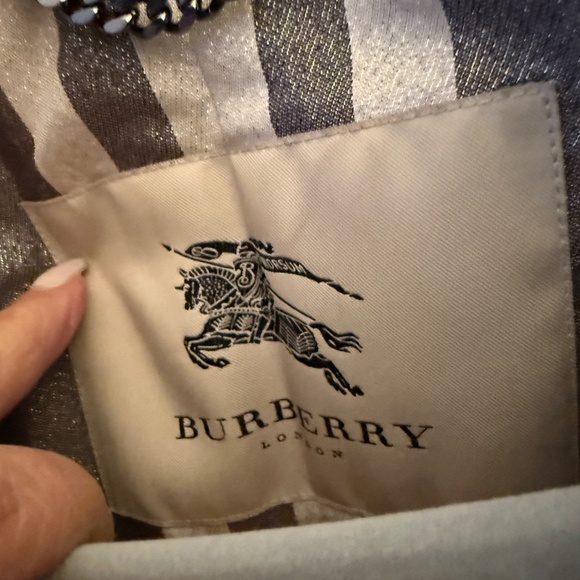 Burbury coat - Picture 7 of 8